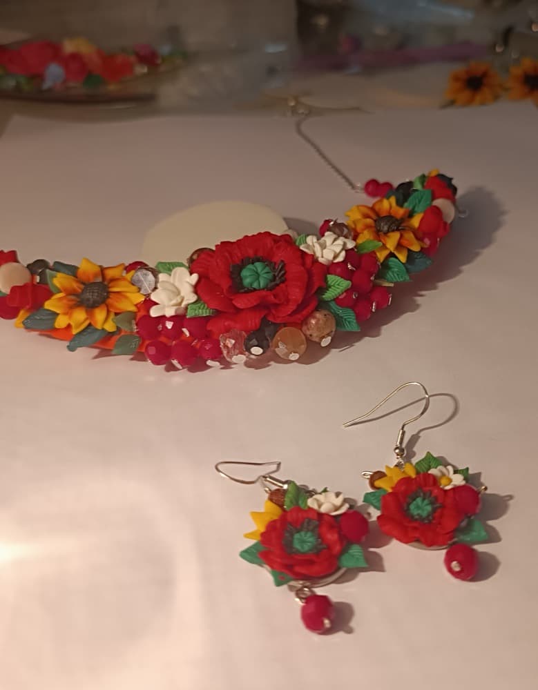 Poppy & Sunflower Necklace Set